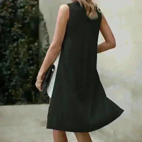 Women's M Black Asymmetrical Choker Neck Sleeveless Blouse Top - Picture 5 of 7